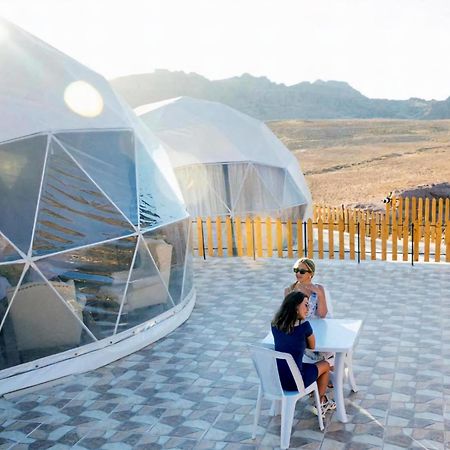 Rum Royal Flower Luxury Camp Wadi Rum Buitenkant foto