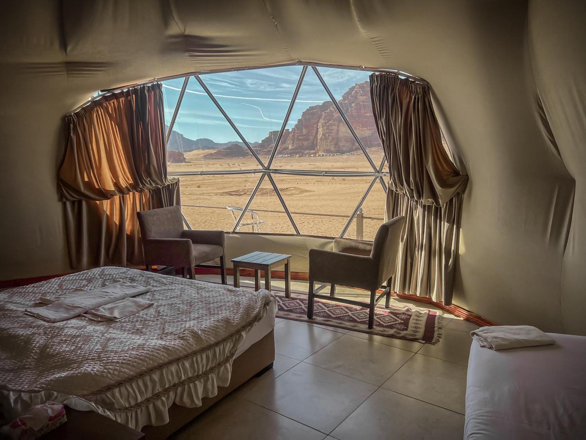 Rum Royal Flower Luxury Camp Wadi Rum Buitenkant foto